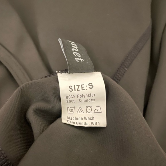 Romper one piece - Picture 3 of 3